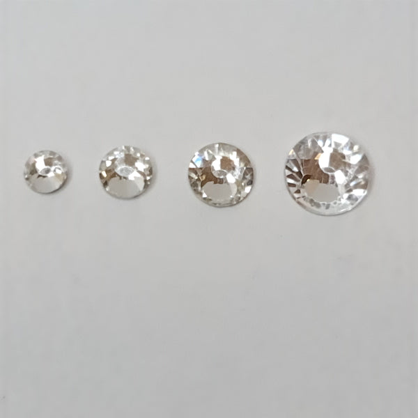 Clear non-hotfix flatback glass rhinestones