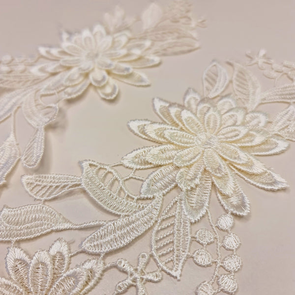 Floral Lace Applique Mirrored Pair. 8 Colours.