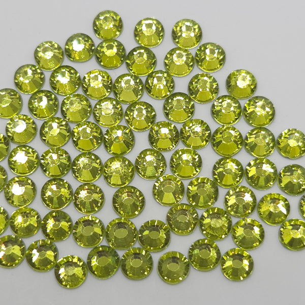 Chrysolite Non-Hotfix Flatback Glass Rhinestones