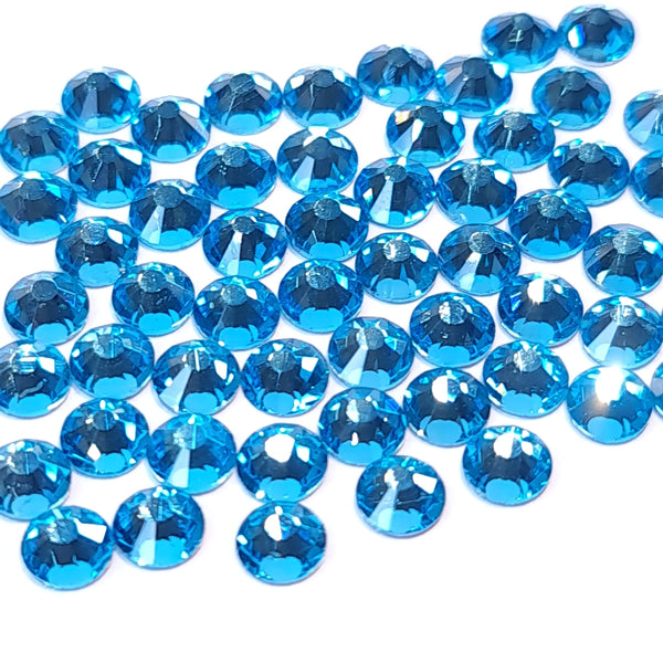 Aquamarine flatback glass rhinestones