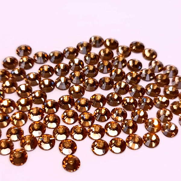 Topaz golden brown glass non-hotfix flat back crystals